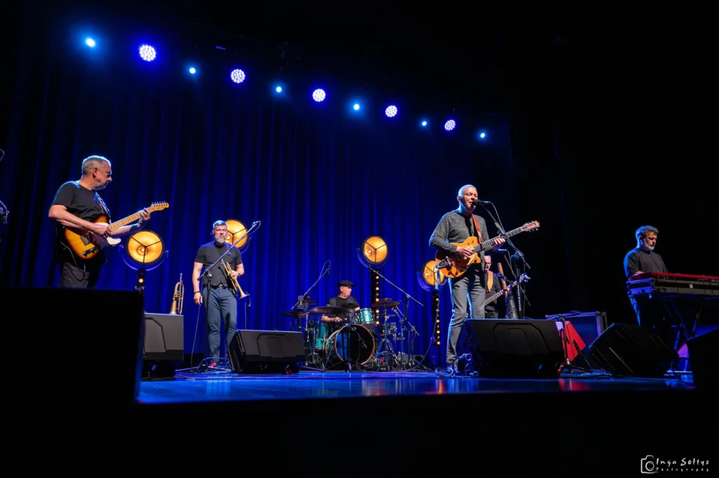 Zespół Raz Dwa Trzy na scenie, koncert jubileuszowy na 35-lecie (10)
